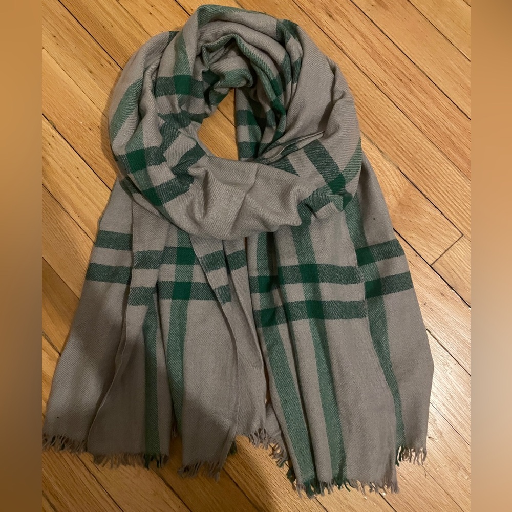 Plaid Scarf Grey and Green Cashmere